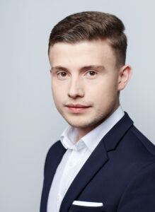 Adrian Dzienkiewicz APLIKANT ADWOKACKI